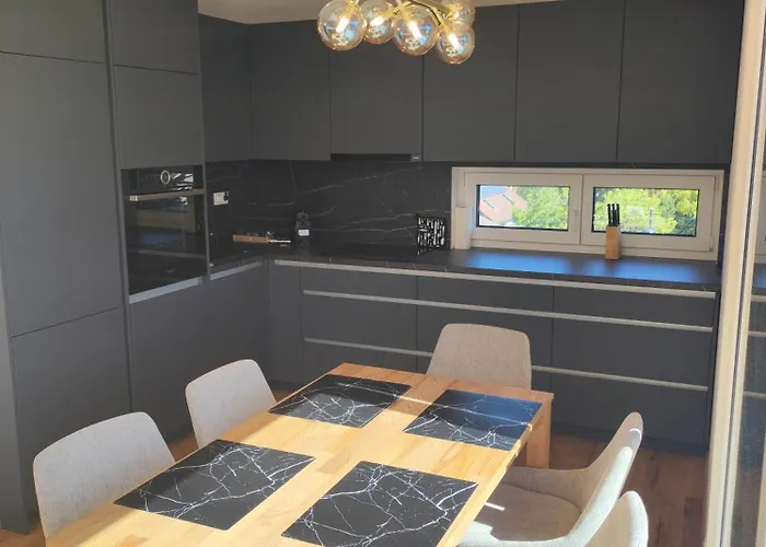 Penthouse Neben U2- U-bahn Apartment